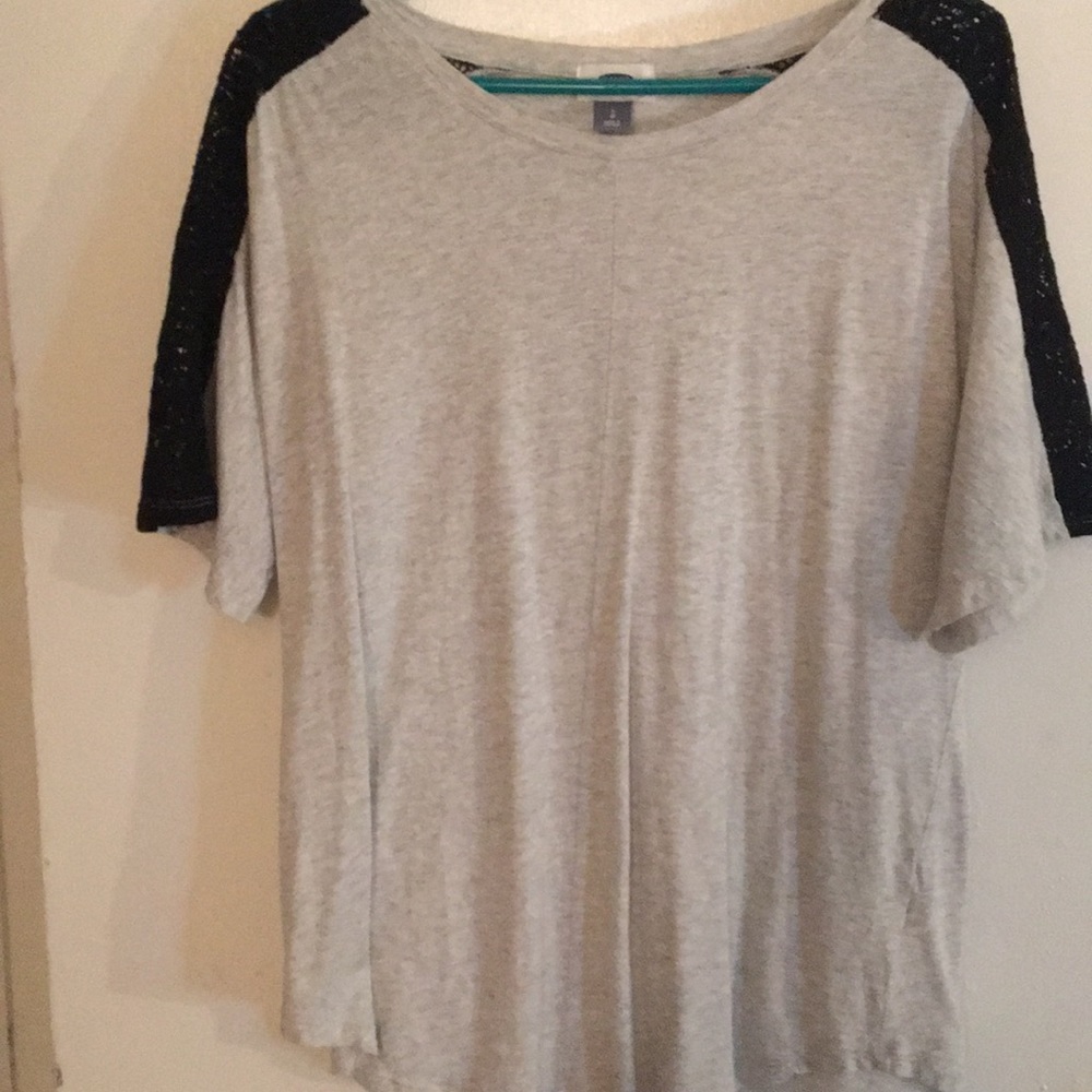 Old Navy gray shirt with black lace sleeves